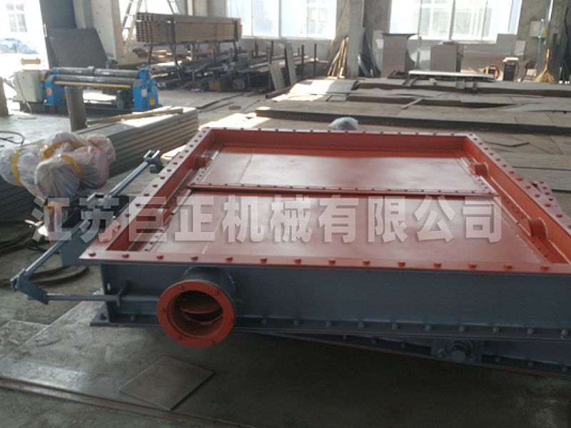 制作中的單軸擋板門，來看看